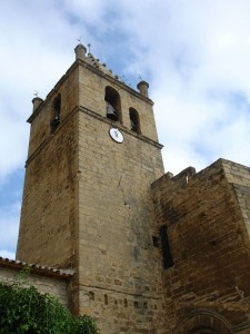 Torre Entera iglesia Frago